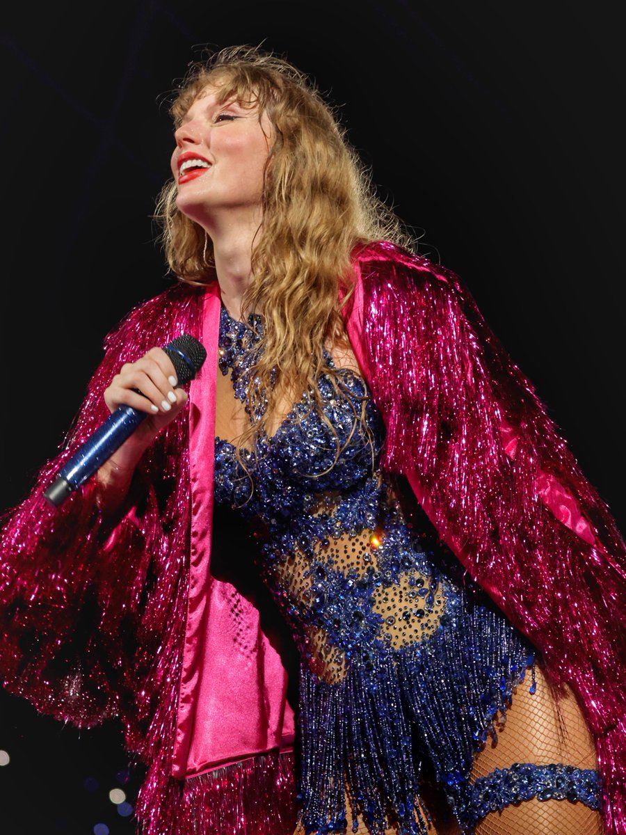 hourly taylor (@hourlyswift) on Twitter photo 