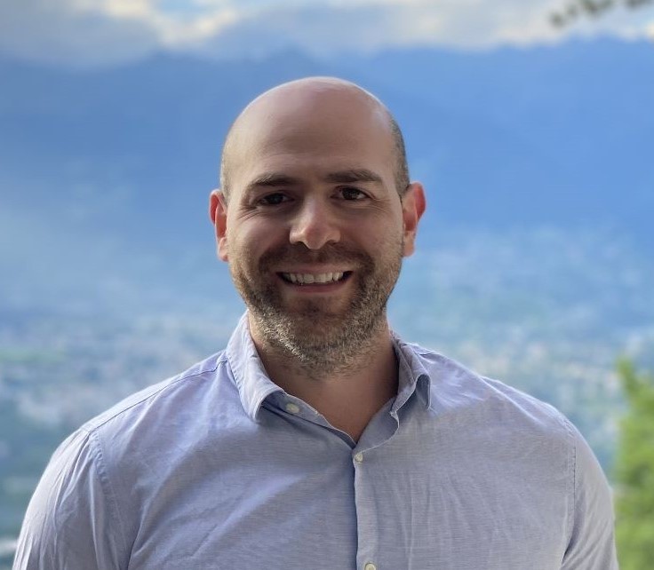 MikolajPisarski's tweet image. Po co Donaldowi Trumpowi te cła? Czy stoi za tym jakaś spójna wizja?

Przedstawiam Wam Stephena Mirana - intelektualnego architekta gospodarczego planu Trumpa - którego propozycje przejrzałem, żebyście Wy nie musieli 😜

Zapraszam na 🧵oparty o analizę dla @InstytutMisesa [1/X]