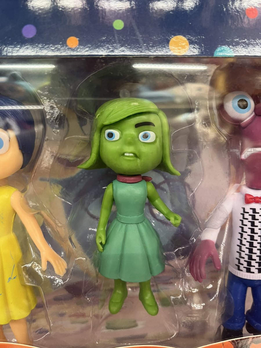 DISGUST, WHAT HAPPENED TO YOU??? 😭😭