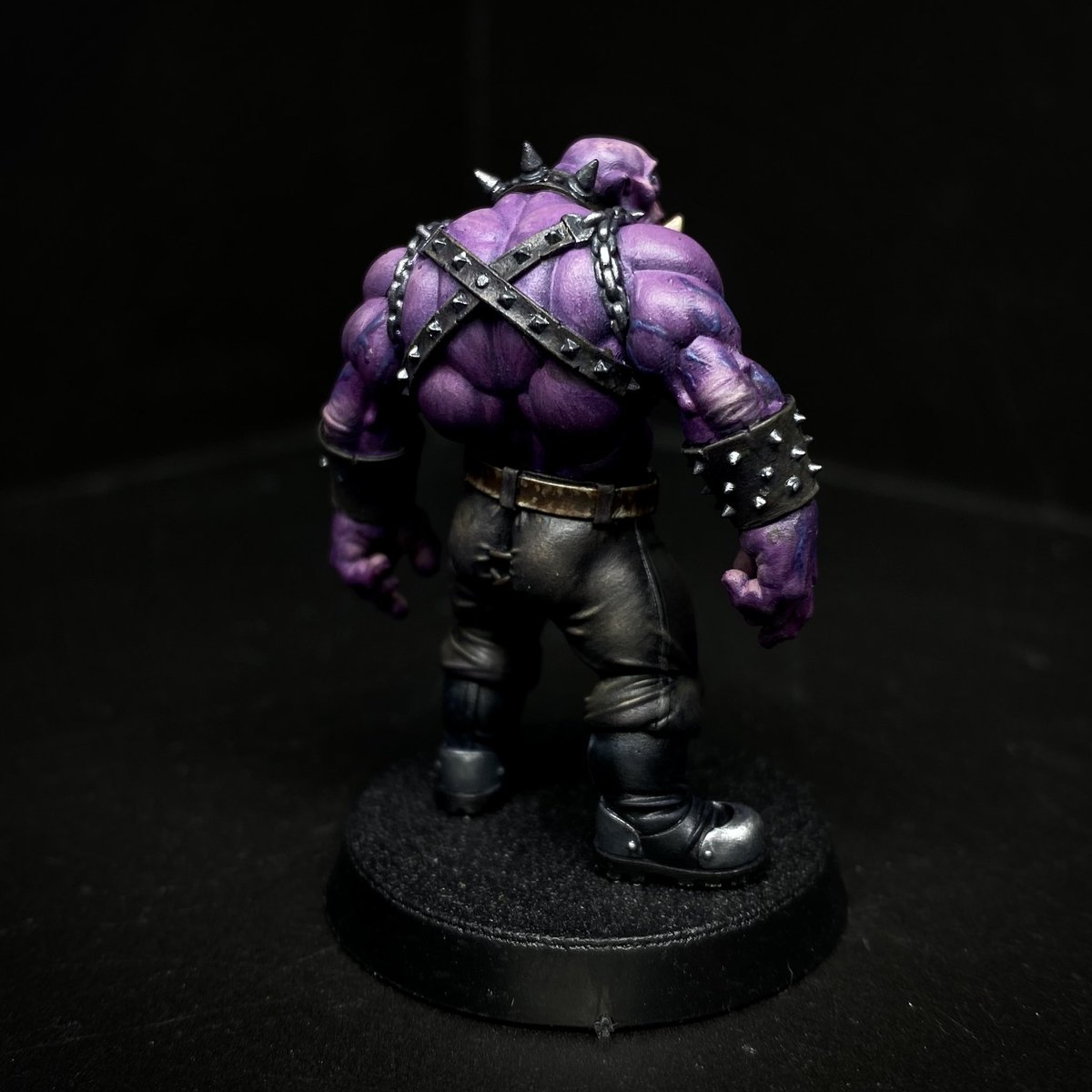 <a href="/TheBrushSmith/">Andy Smith, The BrushSmith - Commissions Open</a> I’ve finished sneaky ork dungeon master