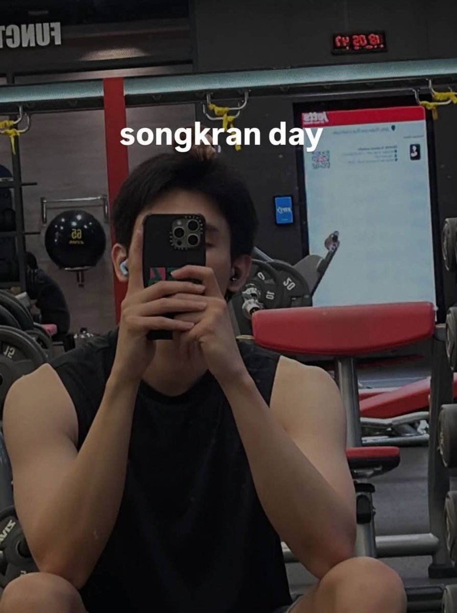 น้องบุ๊คจาเปนแมวที่แข็งแรง  ฮึ้บฮึ้บ💪🏻🐈‍⬛