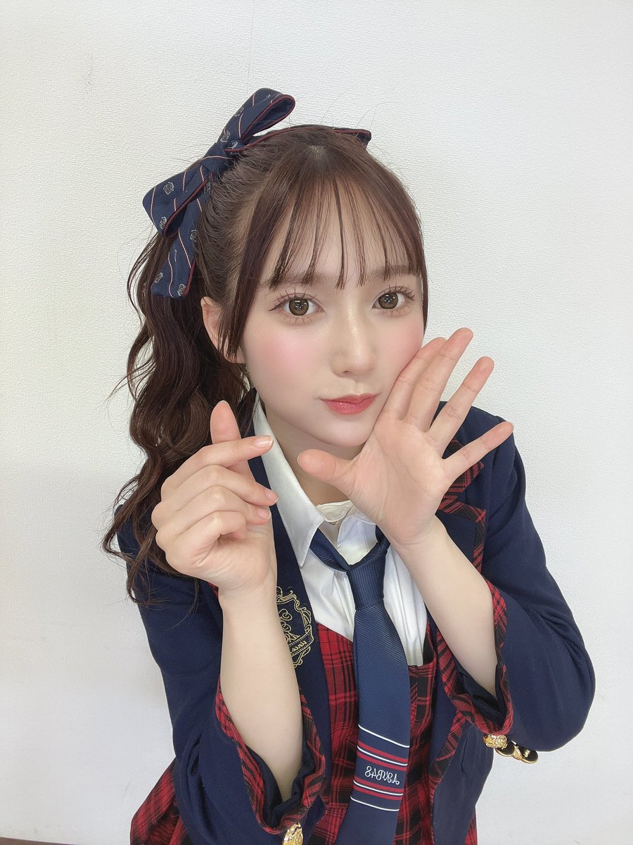 くるみちゃんビジュアルよすぎ…（定期
交友関係広くてほんとに尊敬🥹
いつのまに後輩ちゃんとも仲良くなってるの🩷