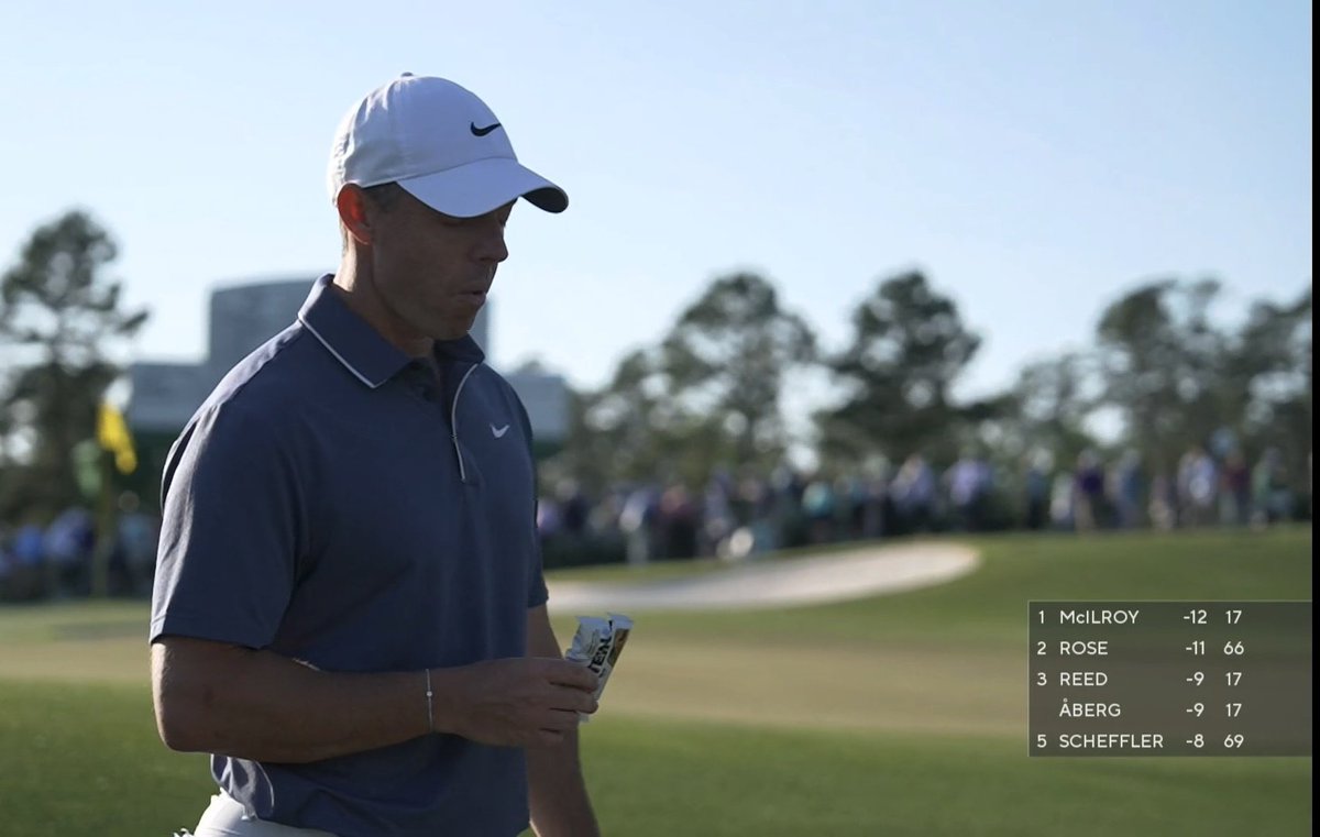 <a href="/McIlroyRory/">Rory McIlroy</a> fueling up with a protein bar from Newfoundland and Labrador-based <a href="/LabsTransparent/">Transparent Labs</a>  just before locking down his green jacket and completing the career grand slam.  From NL to the Masters. Let’s go🔥🇨🇦💪#themasters #rorymcilroy

Credit to <a href="/Nmof24/">Noel Moffatt</a> for spotting this!