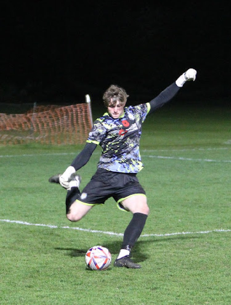 Beverley Town FC (P) tweet media