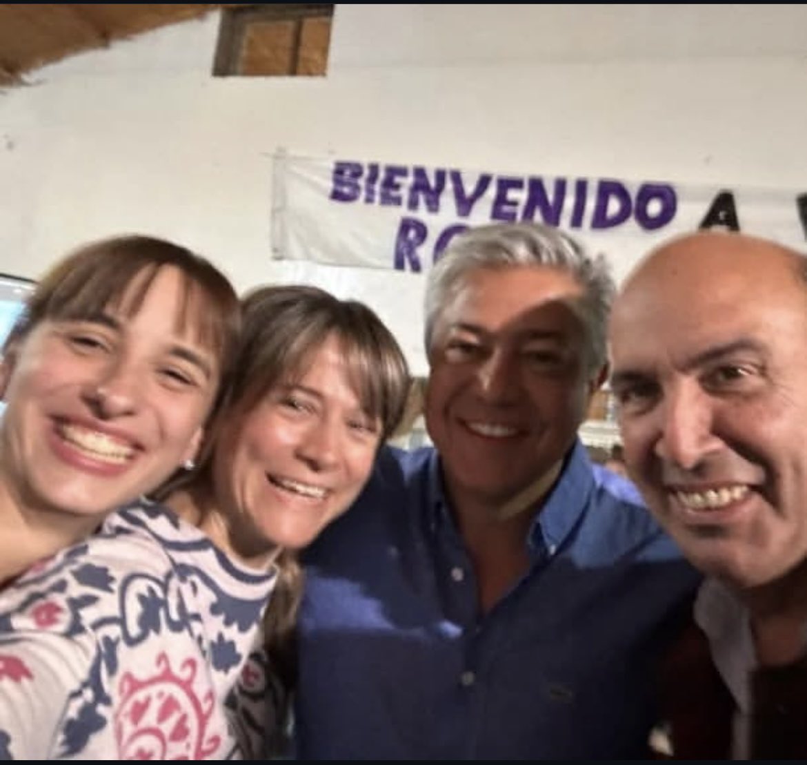 BermudezNQN's tweet photo. Feliz cumpleaños 🎈 @Rolo_Figueroa https://t.co/1jNJBoLZMQ