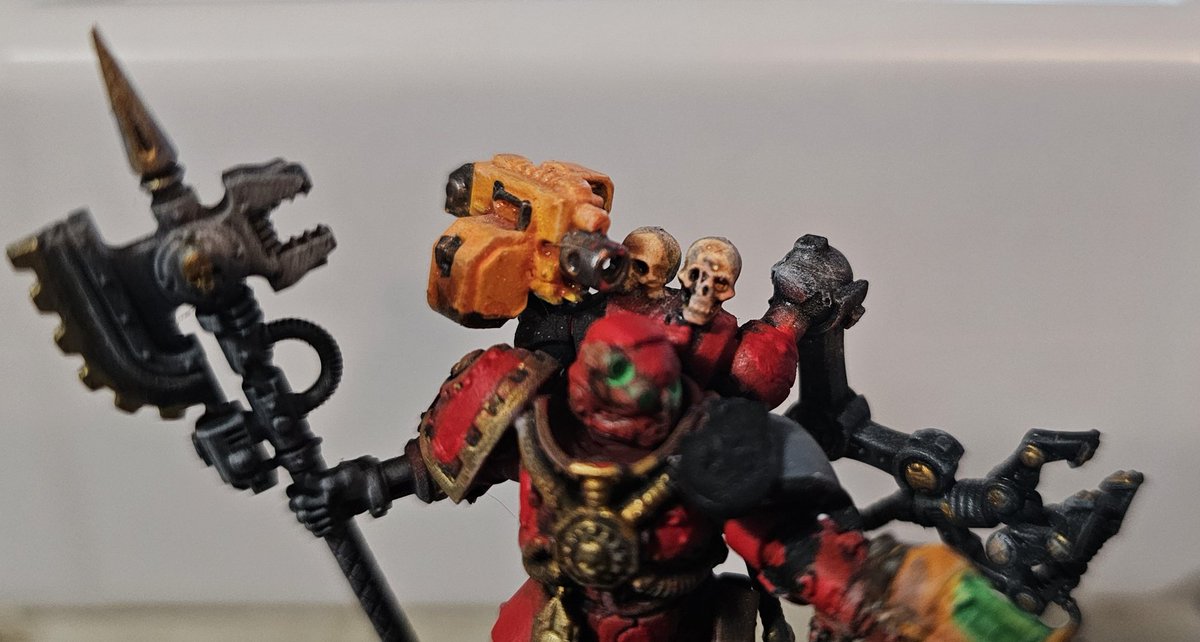 TheBSMachine (@thebsmachine01) on Twitter photo <a href="/TheBrushSmith/">Andy Smith, The BrushSmith - Commissions Open</a> Pro acryl Red Orange updating to this guys armor. <a href="/TheBrushSmith/">Andy Smith, The BrushSmith - Commissions Open</a> Pro acryl Red Orange updating to this guys armor.
