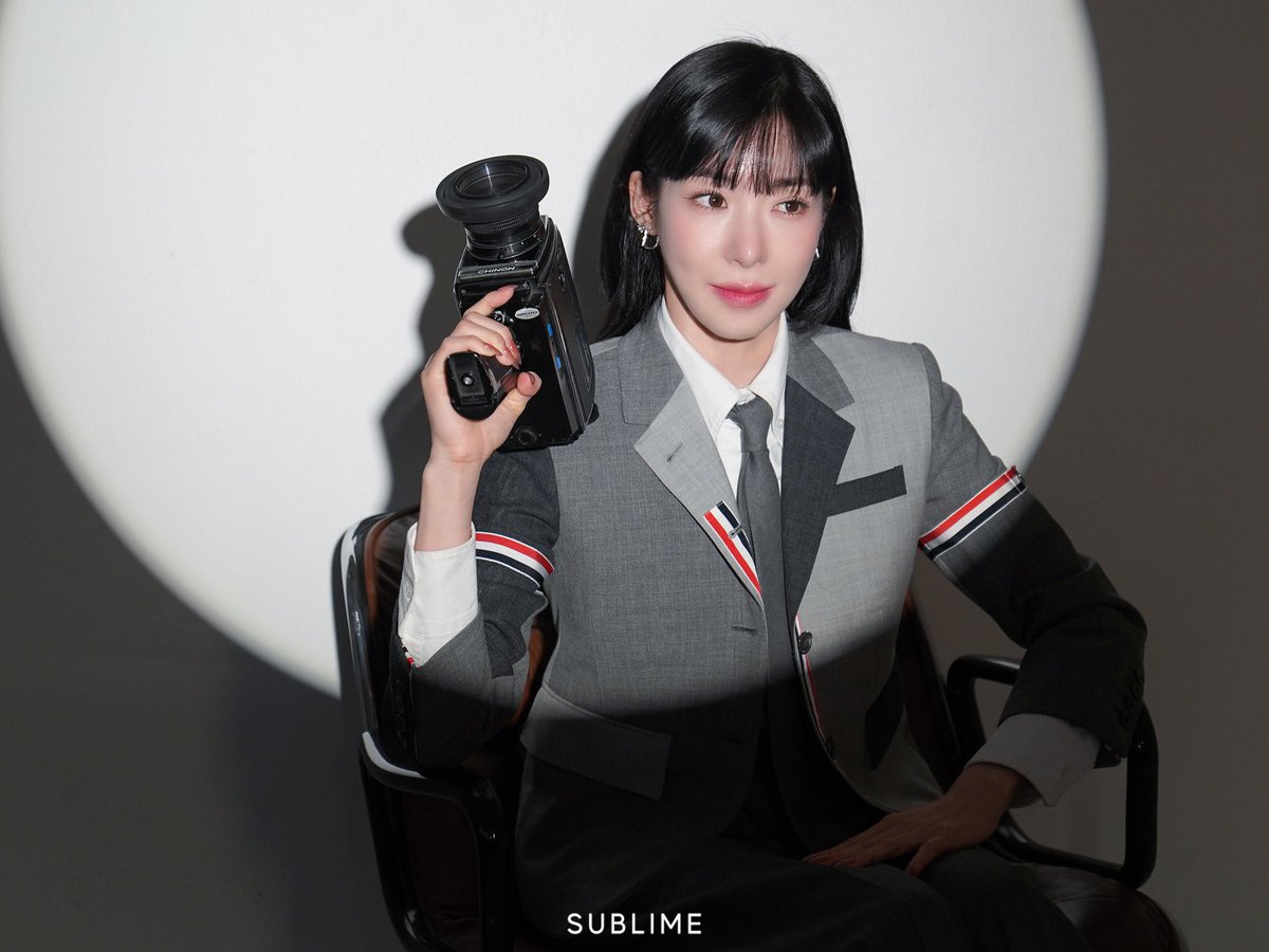 Soshilightstick tweet media