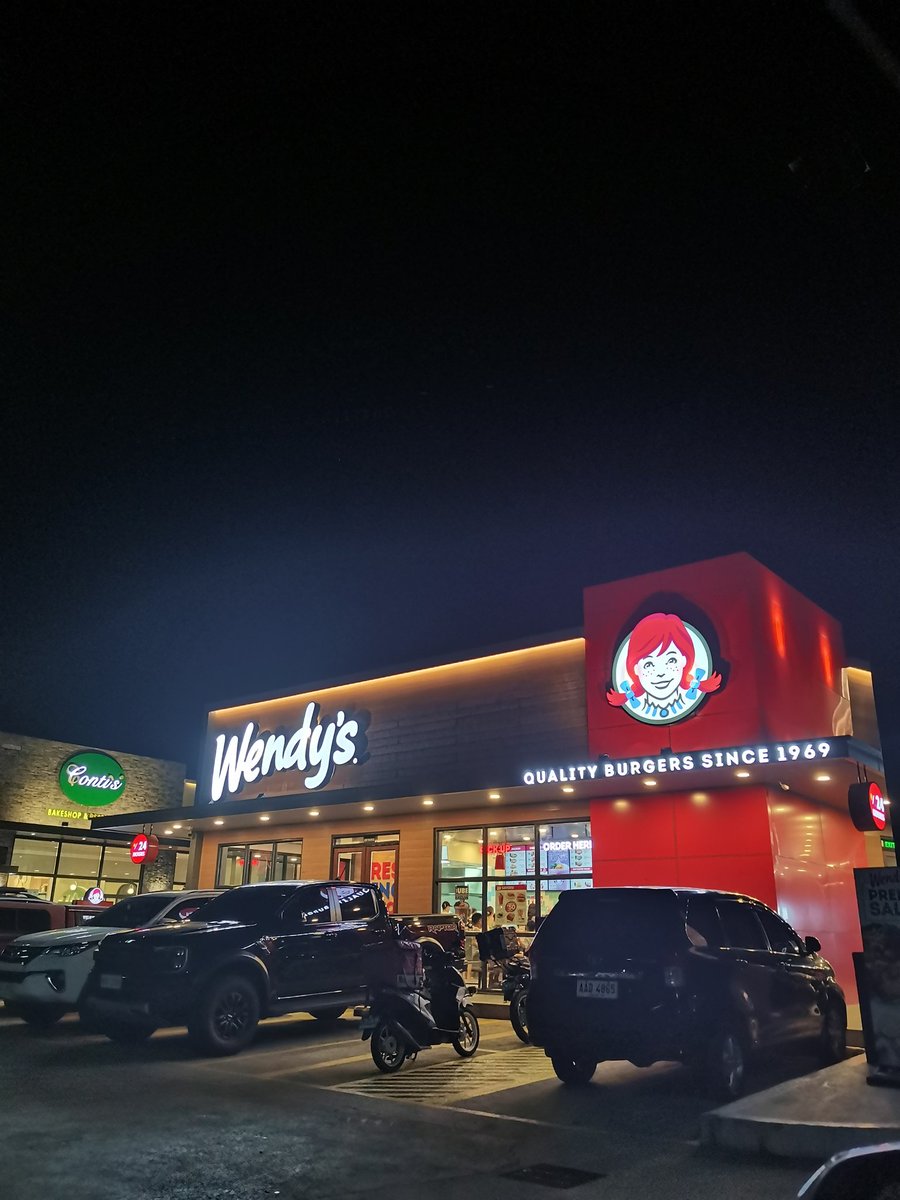 Hulsam2's tweet photo. Who's nearby? https://t.co/HJXlLgYC5F