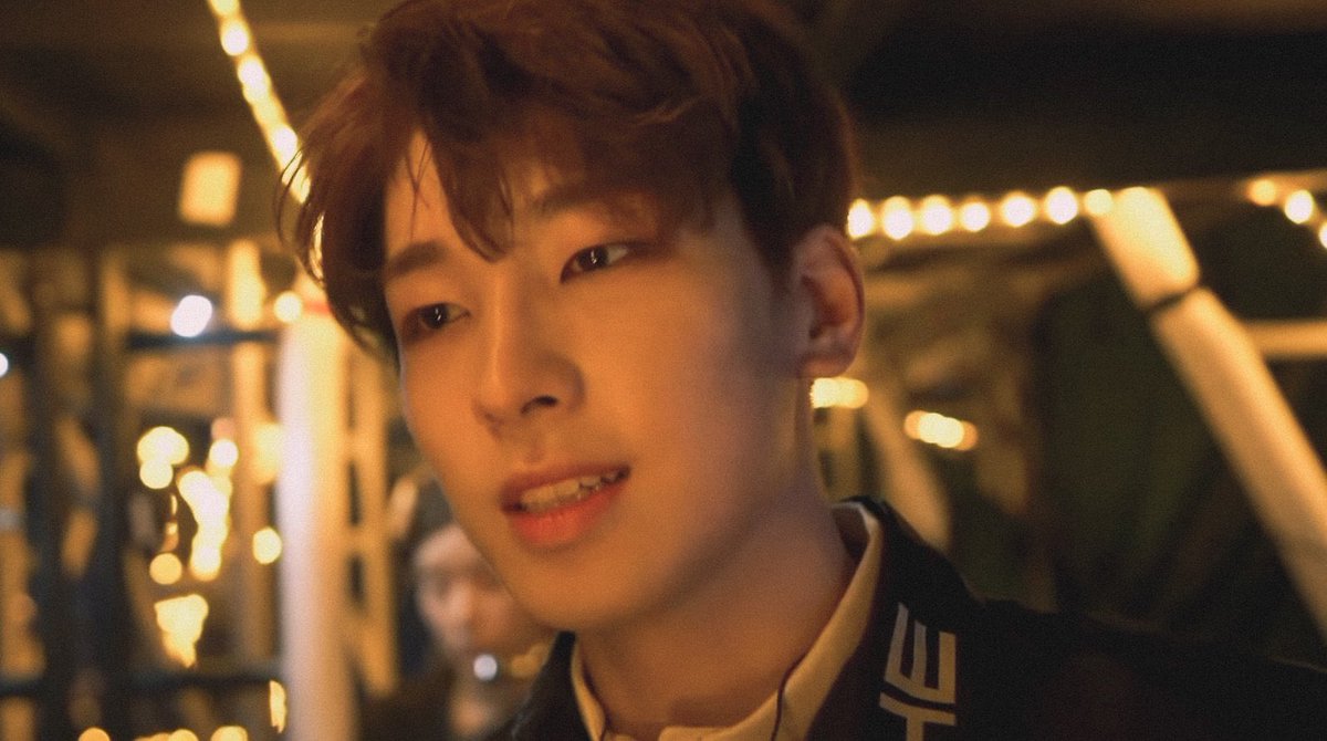 wonubliss's tweet photo. this wonwoo 🖤✨ https://t.co/cwEGHqNOLC