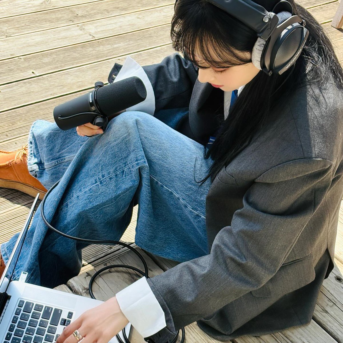 milena tweet media
