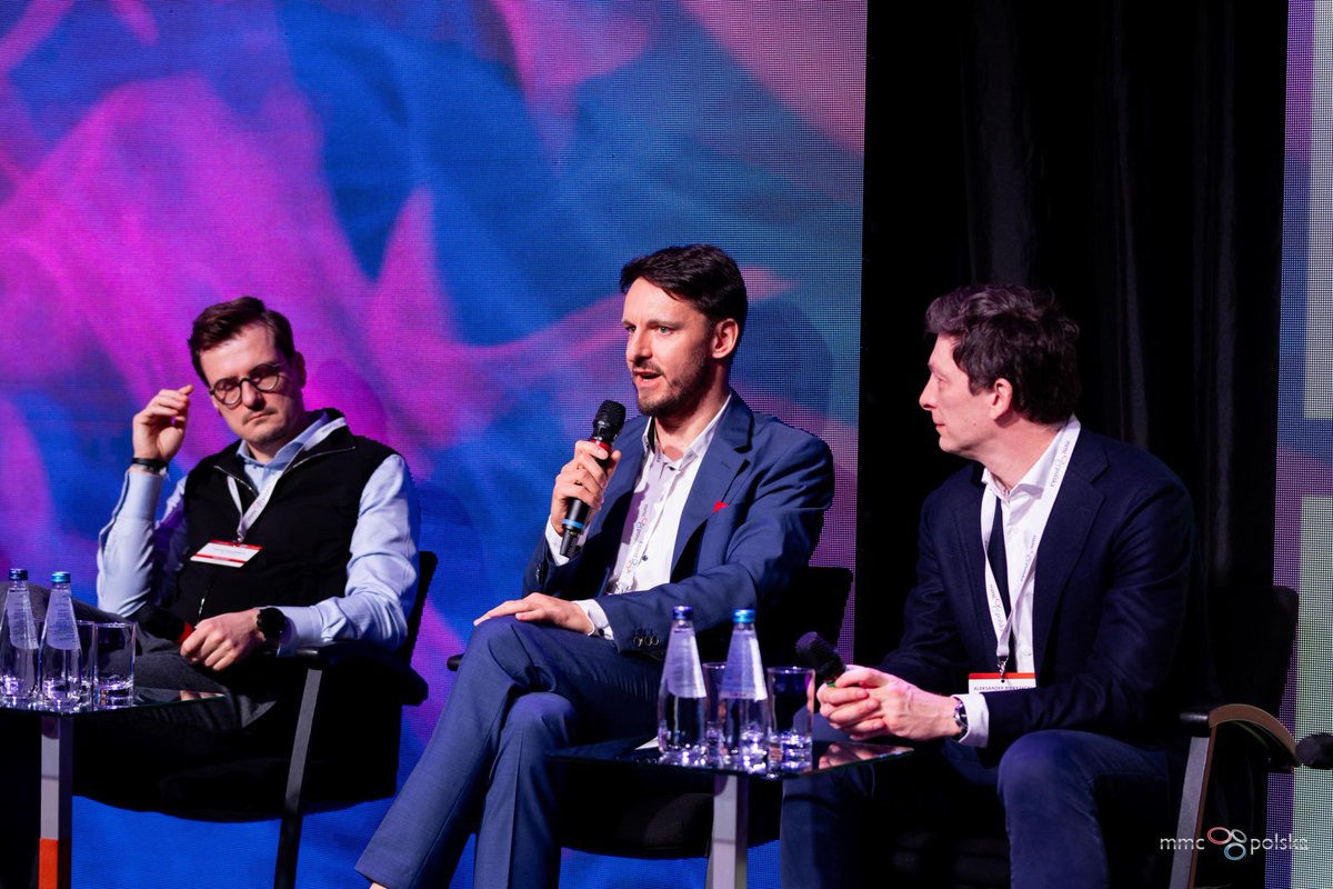 FinTechDigital's tweet image. Rozpoczęliśmy kolejny blok tematyczny pt.: „Unlocking the future in the financial world”.  W ramach panelu wysłuchaliśmy debaty na temat inwestycji jako fundamentu dalszego rozwoju branży. 💬

#FinTech2025 #InsurTech2025