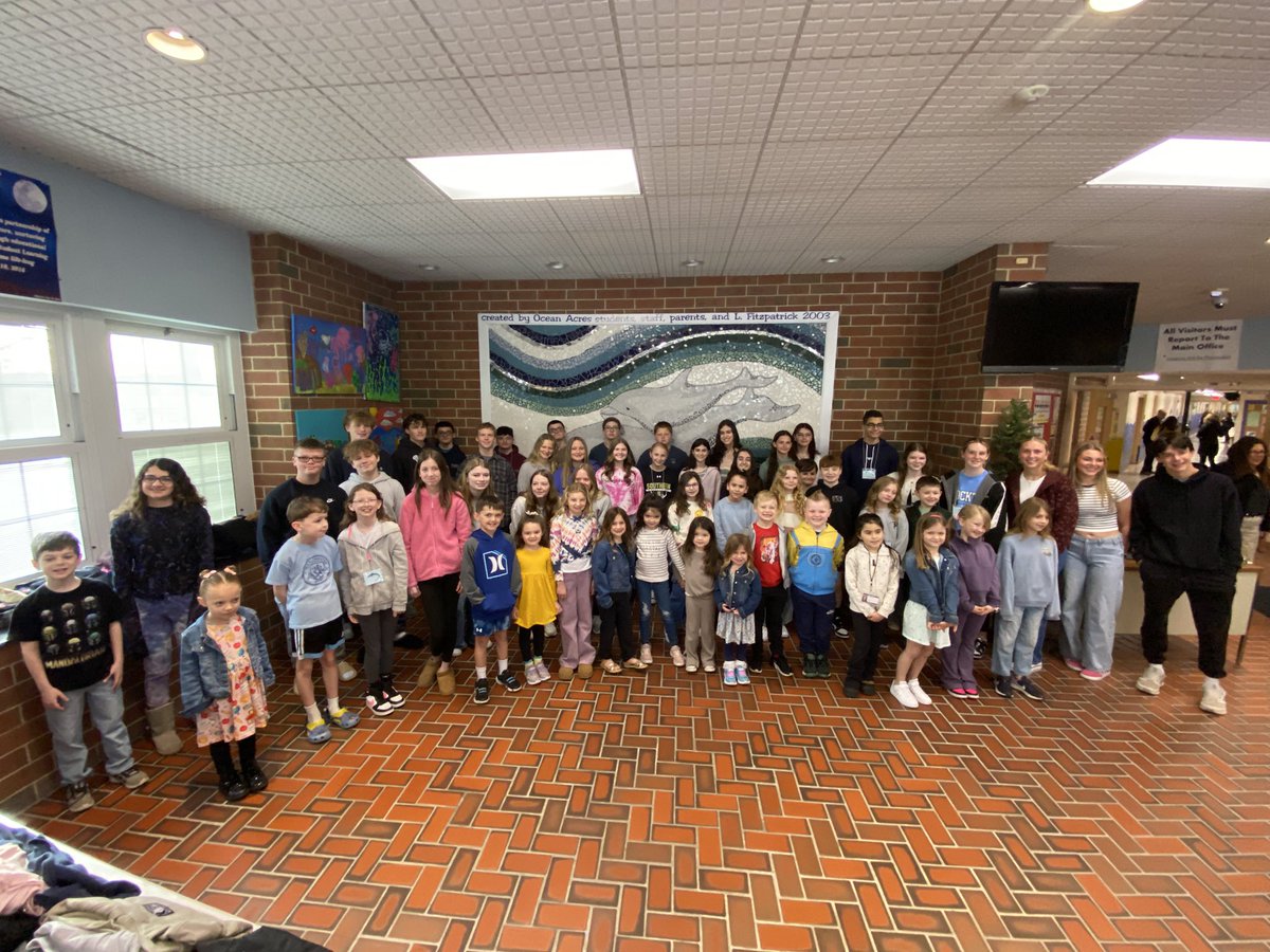 BIG turn out for Bring Your Child to Work day!!! ❤️ <a href="/OAPrincipal/">Susan DAlessandro</a> <a href="/StaffordTwpEd/">Stafford Schools</a>