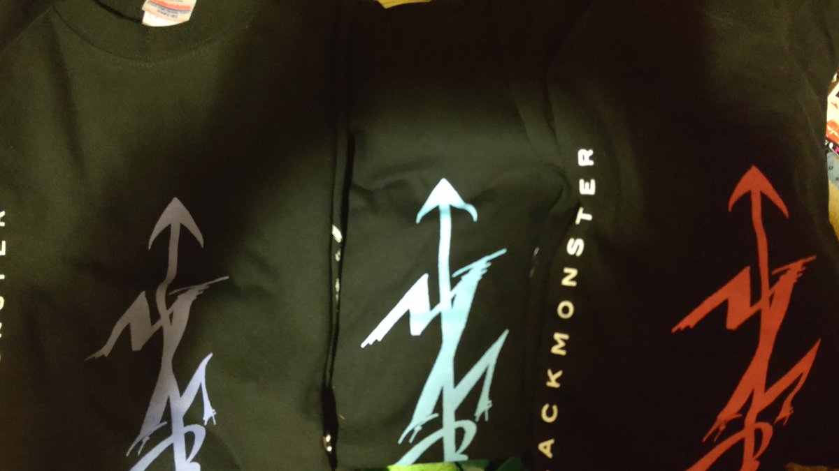 今日やっと２月の
MUTANTMONSTER東名阪
ワンマンツアーのセトリＴ🎽
受け取ったよ