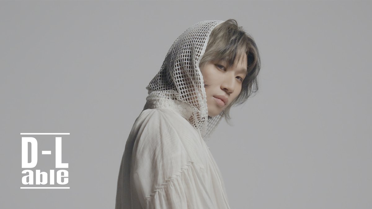 𝗗𝗔𝗘𝗦𝗨𝗡𝗚 𝟭𝘀𝘁 𝗠𝗶𝗻𝗶 𝗔𝗹𝗯𝘂𝗺 [𝗗'𝘀 𝗪𝗔𝗩𝗘]
#6thWAVE : [D's WAVE] Jacket Behind
⠀
🔗 youtu.be/zXM8hn3g9Qg
⠀
#대성 #DAESUNG #DLITE
#DsWAVE #Universe #Behind