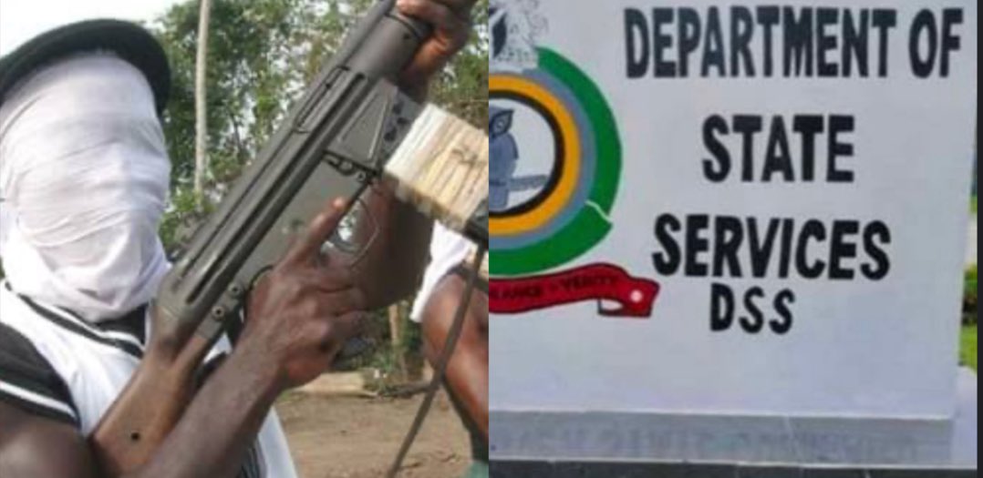SaharaReporters's tweet photo. DSS Tracking System Used To Shield Kidnappers For Cash, Soldiers Turn Checkpoints Into Toll Booths –Nigerian Hunters Expose Security Corruption | Sahara Reporters https://t.co/OJgAVsJkI4 https://t.co/xipUEz48EJ