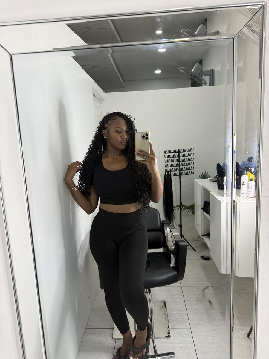 New hair , who this?! 😍💕