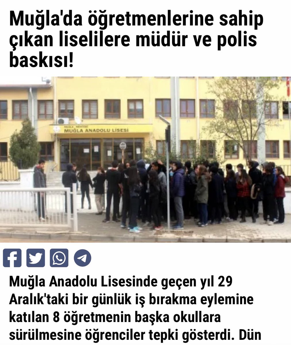 Muğla Anadolu Lisesi Öğrencileri 8 Kasım 2016.
Geçmişte olduğu gibi bugünde 
Liseler Biat Etmez!!!!
Direnen Bütün Liselere Selam olsun!!!!