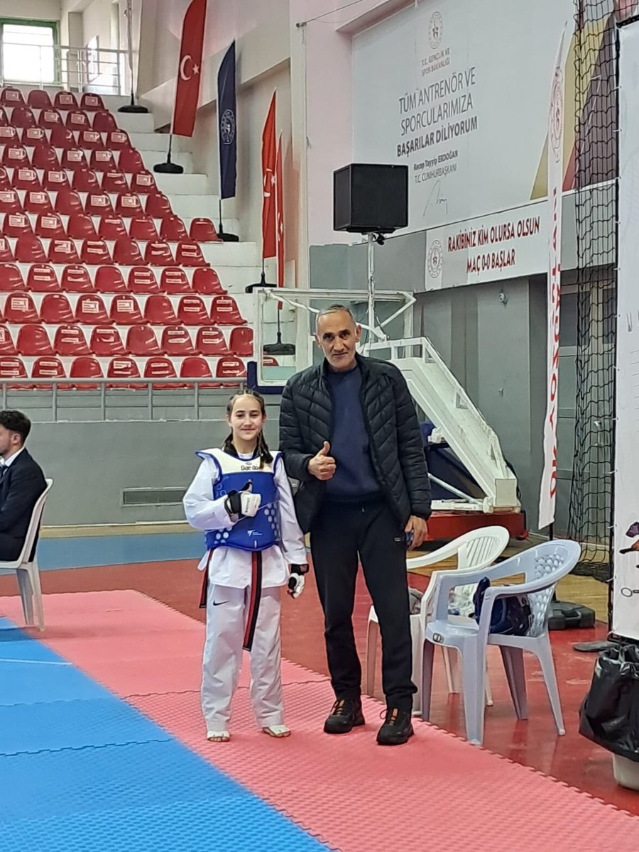 GurgentepeMEM's tweet photo. 2024-2025 Eğitim Öğretim Yılı Okul Sporları Faaliyet Programı kapsamında, 11-13 Nisan 2025 tarihleri arasında Yozgat ilinde düzenlenen Taekwondo Yıldız Erkek/Kız Grup Yarışmaları gerçekleştirilmiştir.
@tcmeb @Ordu_MEM @mfvargeloglu @SalihBas5252  +++ https://t.co/JeKm0PdrIx