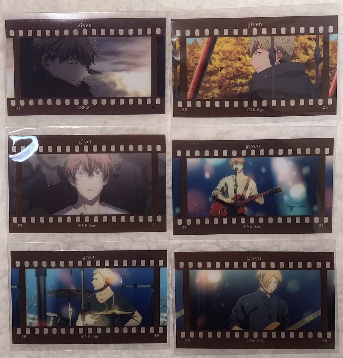 k_n7l's tweet photo. 【交換】映画 ギヴン 海へ 柊mix フィルム風コレクション

譲(画像1) 由紀 真冬 秋彦 春樹

求(画像2) 各1
No.8由紀 No.16真冬 最優先

郵送希望
大変難しいとは思いますが
検索からでもお気軽にお声掛け下さい
よろしくお願いいたします https://t.co/FfKBLLUG0k