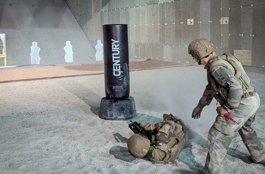 7e régiment du Matériel (@7rmatofficiel) on Twitter photo Monitorat C4 au 7eRMAT, dans le cadre du programme haute intensité de l’<a href="/armeedeterre/">Armée de Terre</a> 💥
Insigne de moniteur en poche, ils sont prêts à transmettre les clés du combat rapproché 💪🏻
#PrepaOps #ÊtrePrêt
<a href="/Defense_Sud_Est/">Defense Sud-Est</a> <a href="/27bim/">27e Brigade d'infanterie de montagne</a> Monitorat C4 au 7eRMAT, dans le cadre du programme haute intensité de l’<a href="/armeedeterre/">Armée de Terre</a> 💥
Insigne de moniteur en poche, ils sont prêts à transmettre les clés du combat rapproché 💪🏻
#PrepaOps #ÊtrePrêt
<a href="/Defense_Sud_Est/">Defense Sud-Est</a> <a href="/27bim/">27e Brigade d'infanterie de montagne</a>