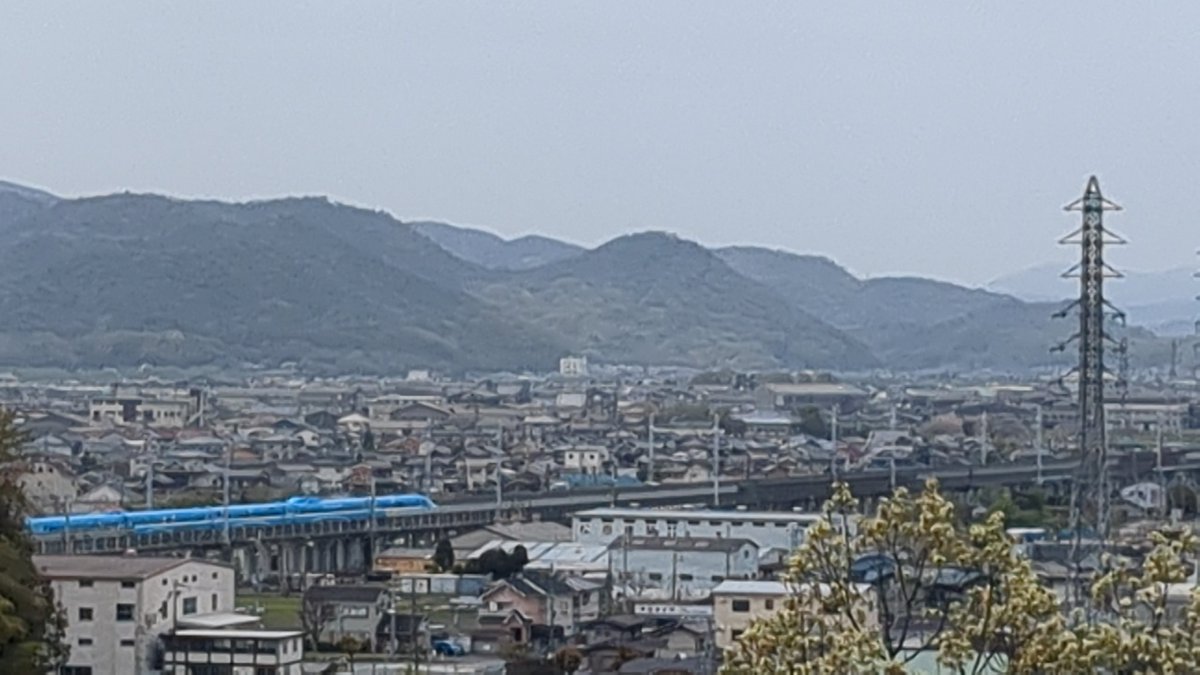 SunsetTommy's tweet photo. ワンピース新幹線
2025・4・14 Mon.
#ワンピース新幹線 #太子山公園 #太子町 #兵庫県 #Shinkansen  #hyogo-pref.  #Japan https://t.co/hU4YIGfYea