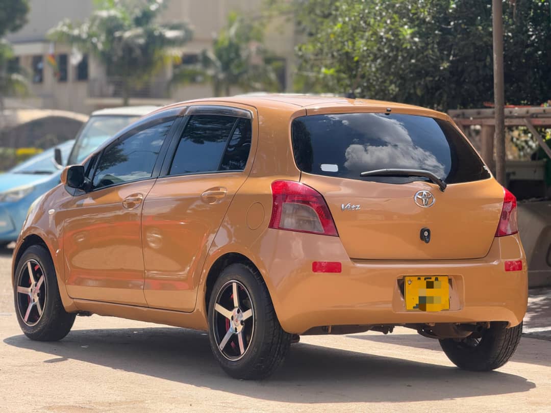 ItsDawsonX's tweet photo. @RealTalkFadzie Toyota vitz
0.9 litre
New mag wheels
New tyres
Android Screen
360 anti smash and grab tint
Solid suspension 
Super clean
$5,500
Call:+263773741218 https://t.co/y3XfBaKvlf