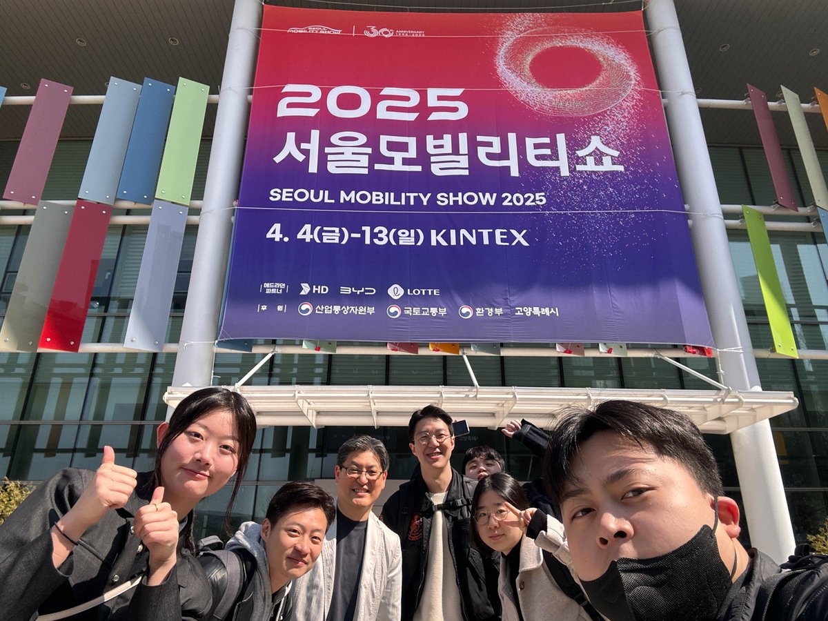 sketchlabkaist's tweet image. On Apr 11, we had an amazing time at the 2025 Seoul Mobility Show, thanks to an invitation from KLIO DESIGN! We can’t wait to see KLIO’s multi-purpose mobility project, MULE, everywhere! 🚗⚡️