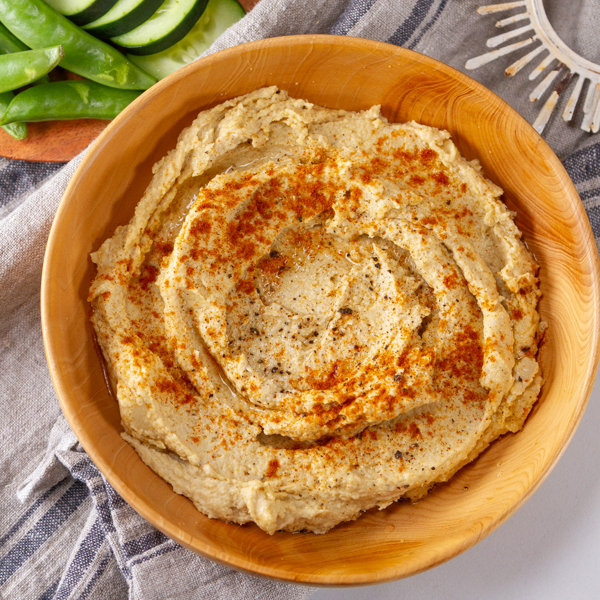 Homemade Hummus lifecurrentsblog.com/hummus/