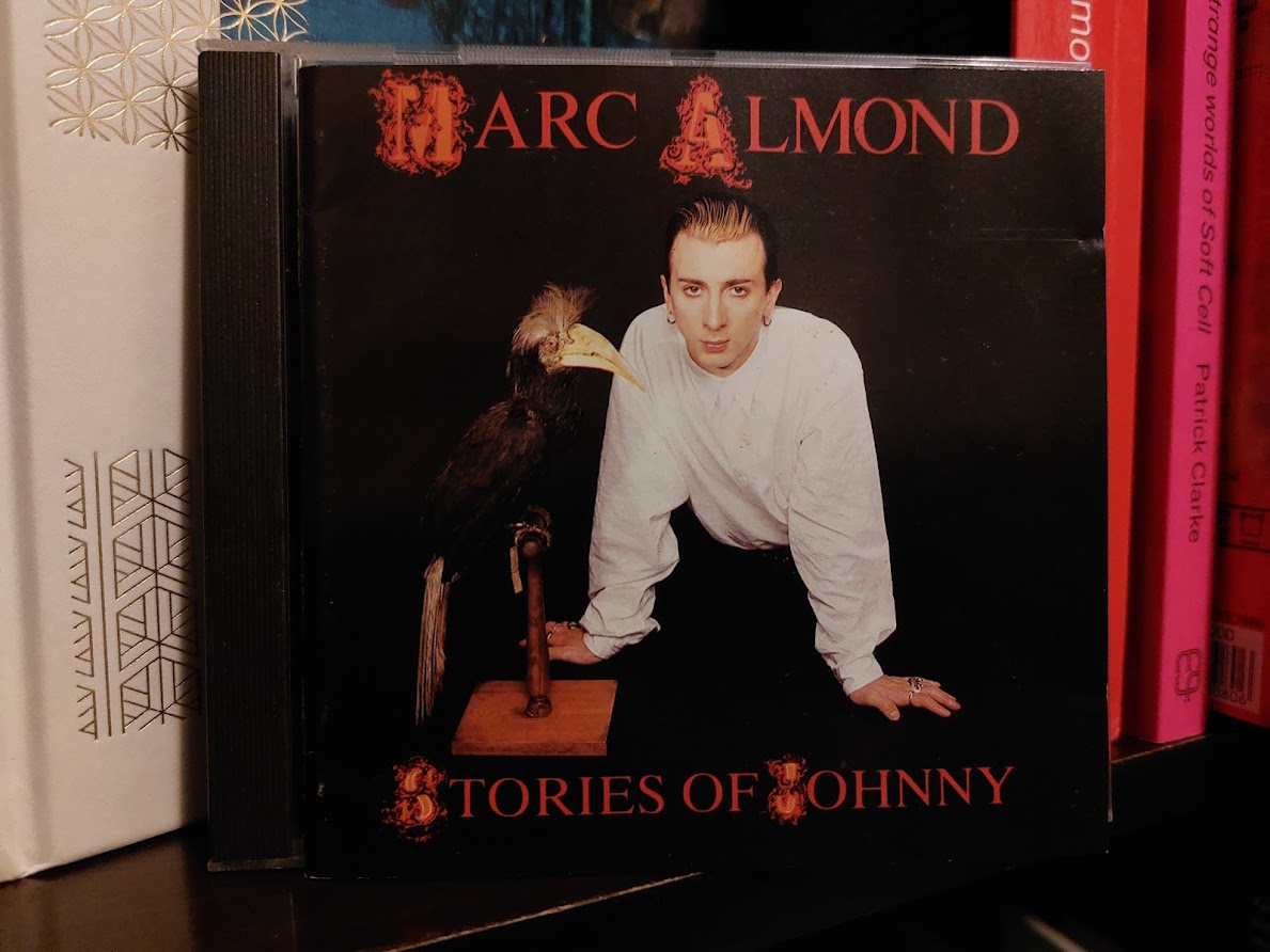 DaniMagnolia's tweet photo. Encontrei o  álbum 'Stories Of Johnny' (1985) do Marc Almond em perfeito estado aqui em Curitiba. Esse  álbum é incrivelmente raro de encontrar. Mas era pra ser meu! 💜🤩💿
https://t.co/9eTVKaDDVF

#marcalmond https://t.co/Db1NHwMwWI