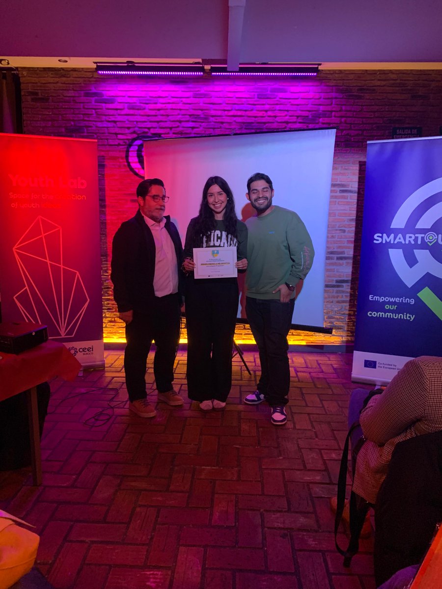 Y los ganadores del concurso de pitch del IX Encuentro de Jóvenes Emprendedores son... 

🏆Categoria Discovery: Second Wave de Silvia Fernández
🏆Categoría Progression: oQuanta 

Felicidades a los ganadores y gracias a todos por compartir la velada con nosotros! 

#emprendedores
