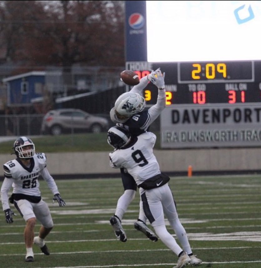 ThomasCloud12's tweet photo. ❗️❗️❗️TRANSFER ❗️❗️❗️
- 6’3
- 195lbs 
- 3.06 GPA
- 2 years eligibility 
- Linebacker 
- Started Freshman and Sophomore years 
- Played at Missouri Baptist University 
- From: Lyons, GA (Toombs County HS)
- Hudl: https://t.co/9SPmWIJoRb 
- DMs are open ❗️ https://t.co/SknfzhZN7T