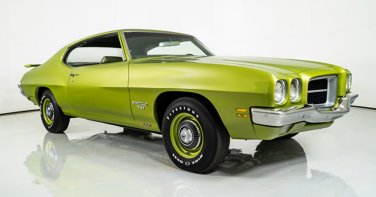FastLaneSTL's tweet image. This 1971 Pontiac LeMans T-37 might look subtle in its Limekist Green paint and bench seat interior, but a 455 H.O. V8 is ready to surprise under the hood. Factory colors, period-correct wheels, and muscle car power done right.

See more at fastlanecars.com/vehicles/4176/…