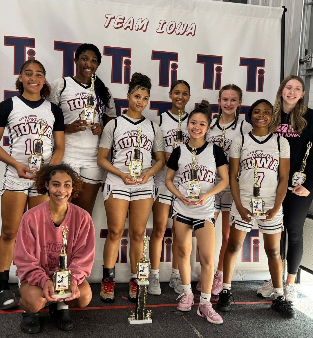 Highschool Girls Champions Team Iowa 16u Elite at ATTACK THE RIM.  This team is so fun to watch. Congratulations!