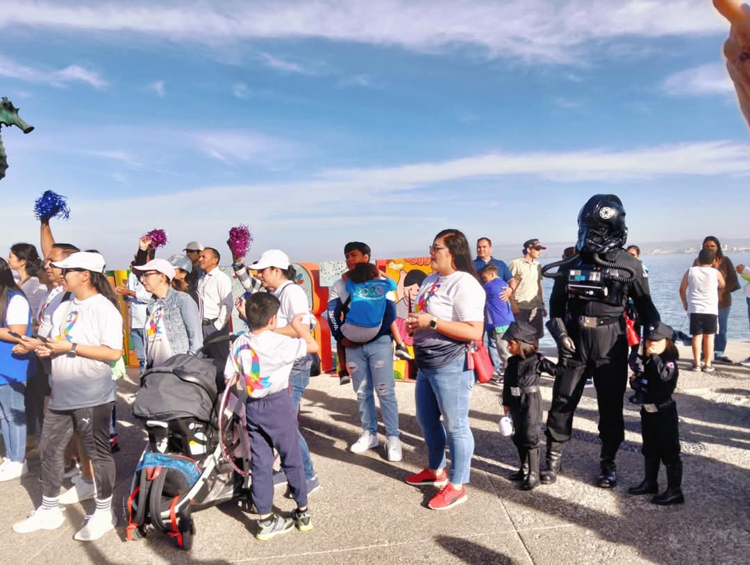 Se realizó la caminata para la concientización sobre el autismo, en la que RancorHunters junto con 501st Skull Garrison y The Galactic Academy Kamino Campus México   participaron activamente. El recorrido se extendió desde el malecón hasta la presidencia mpal. de Pto. Vallarta.