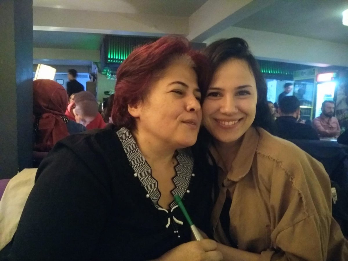 Biliyorm gündemde çokönemli şeyler var böldüğüm için özürdilerim
Fakat vijdanlı herkese sesleniyorm 2yıl önce bugün okurşun kızımın başına böyle girdi hala adaleti bulunamadı Gündem etmeye çalıştımolmadı bugünoldu lütfen birazdaha #doğancanyıldıztutuklansın dermisiniz YEŞİM AKBAŞ