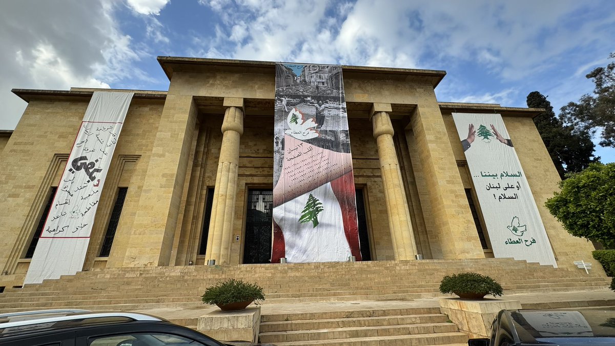 rima_ariss's tweet photo. History 🇱🇧 

#beirut #livelovelebanon #lebanon https://t.co/U3jqXo75Xe