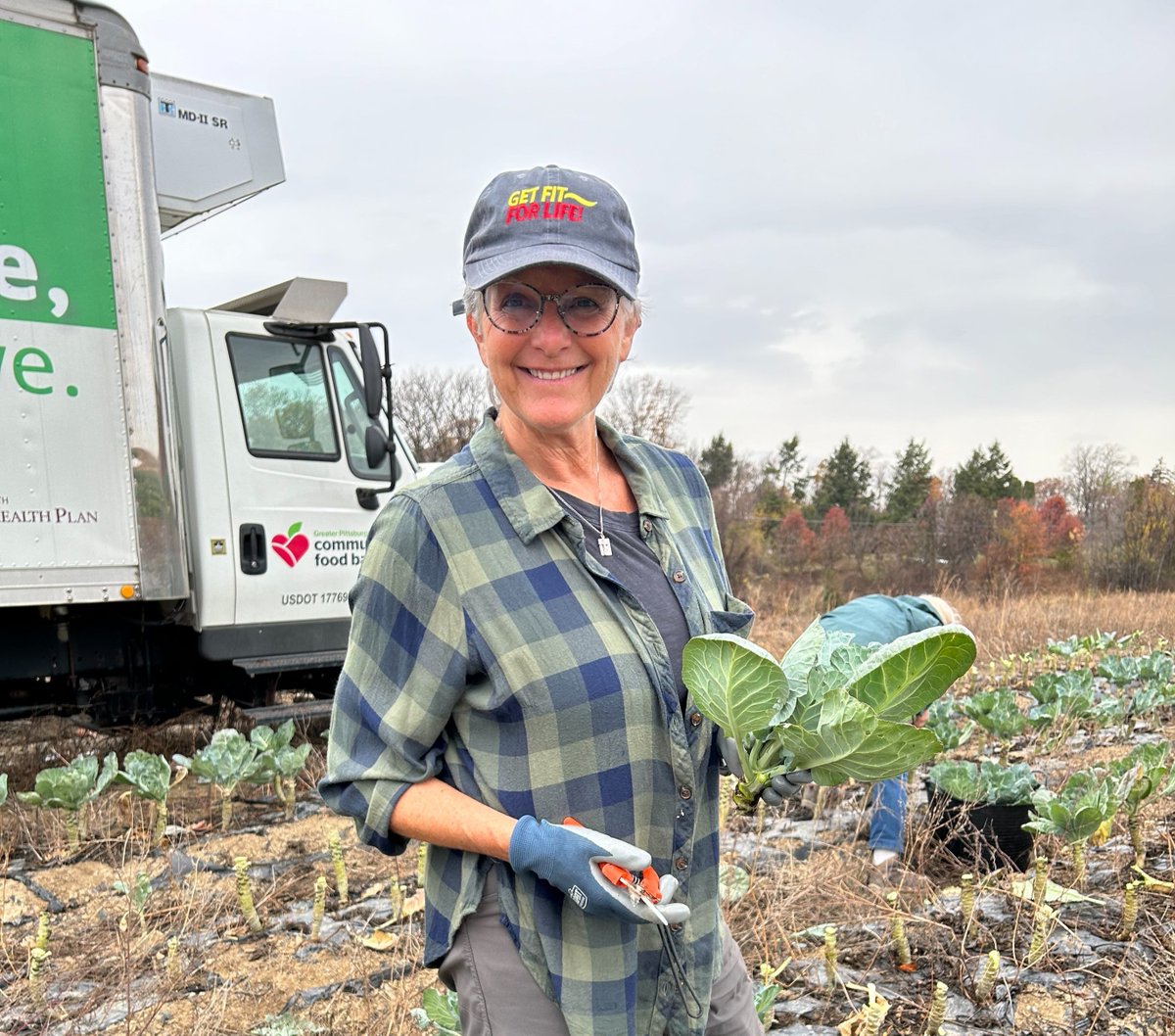 It's National Gardening Day—a day for you to use your green thumb for good!
🌱
We have multiple programs where you can participate in supporting the local agriculture &amp; those in need:
▪️ The Food Bank Orchard: in partnership with Chatham University, volunteers help maintain our