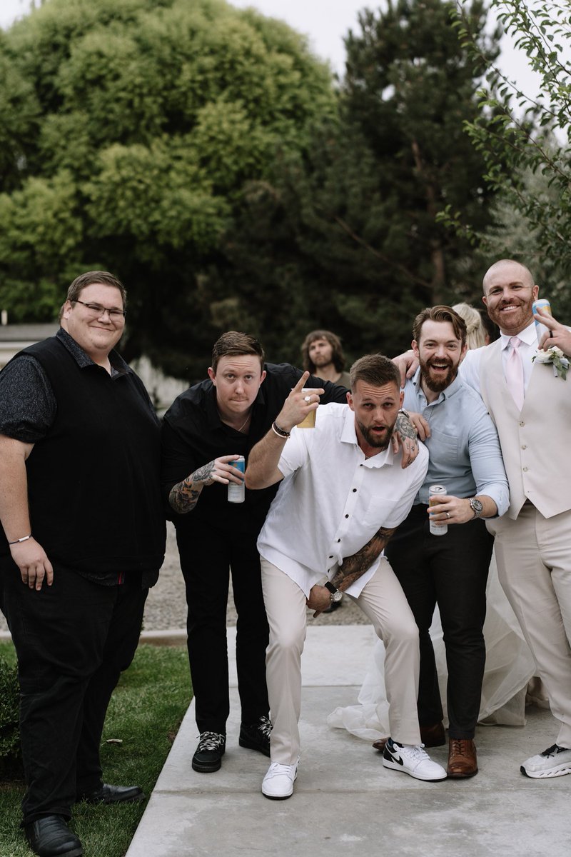 When you have a group of friends that will always push you, give you their honest opinions, and will always support what you do, you’ve won🏆

If you know these guys, you know what I’m talking about. Very thankful they are some of my best friends🙏🏼