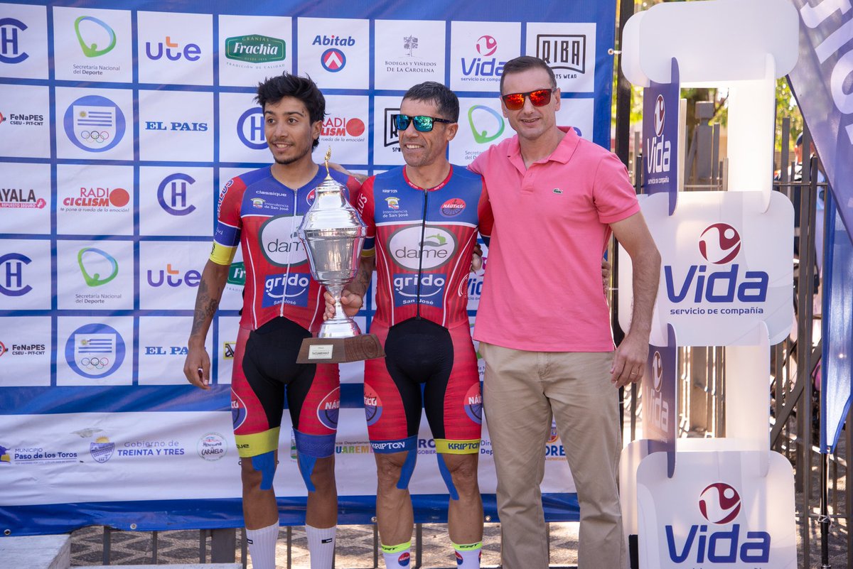 IdTacuarembo's tweet photo. Juan Zimmermann del Peñarol de Colonia ganó en Tacuarembó. Fue la llegada 70 de la Vuelta Ciclista a nuestra ciudad. https://t.co/pCt74MTjJJ