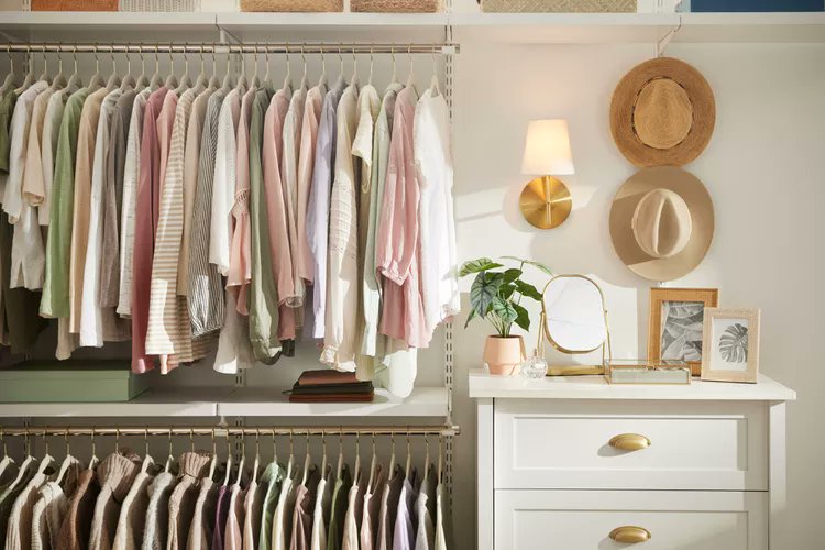CleanLineSpaces's tweet image. Planning closet lighting? ⚡ NEC rules say: no bare bulbs, keep 6–12" clearance from clothes, and LEDs are safest. Not required, but good lighting = safety + style! #HomeSafety #LightingTips #DIYRenovation