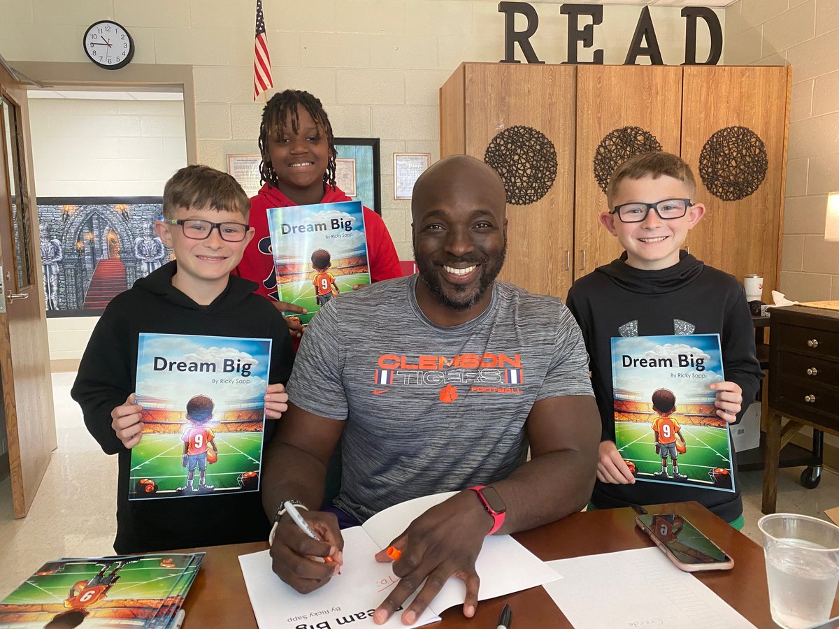 Ricky Sapp tweet media