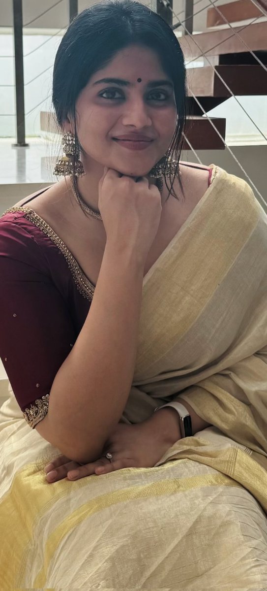 Lovely_Queens1's tweet image. #MeghaAkash