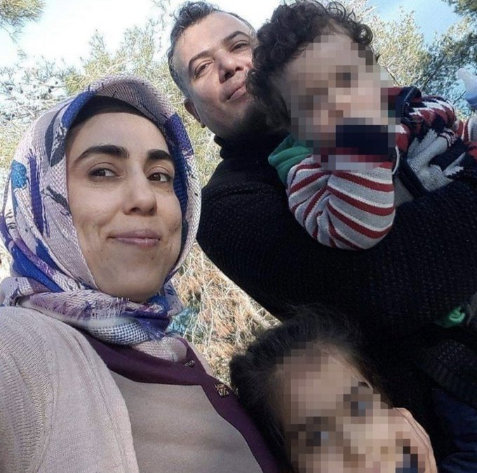 Tarsus Kadın Kapalı Cezaevi’nde tutuklu bulunan KHK’lı zabıt katibi Gülten Nene, göğüs kanseriyle mücadele ediyor. Ancak teşhisinin üzerinden aylar geçmesine rağmen tedavisine başlanmadı. 

“İki küçük çocuğum var. Ağrılar içindeyim, uyuyamıyorum, yemek yiyemiyorum. Ölmek