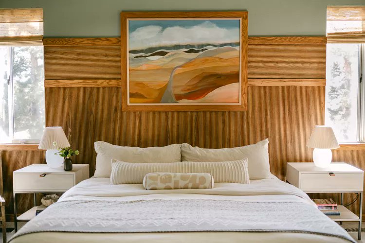 CleanLineSpaces's tweet image. Wood drenching is the modern upgrade to '70s paneling—warm, natural, and full of character. Start small, use real wood, and match your home’s vibe. Cozy never goes out of style. 🌲✨ #InteriorDesign #WoodDrenching