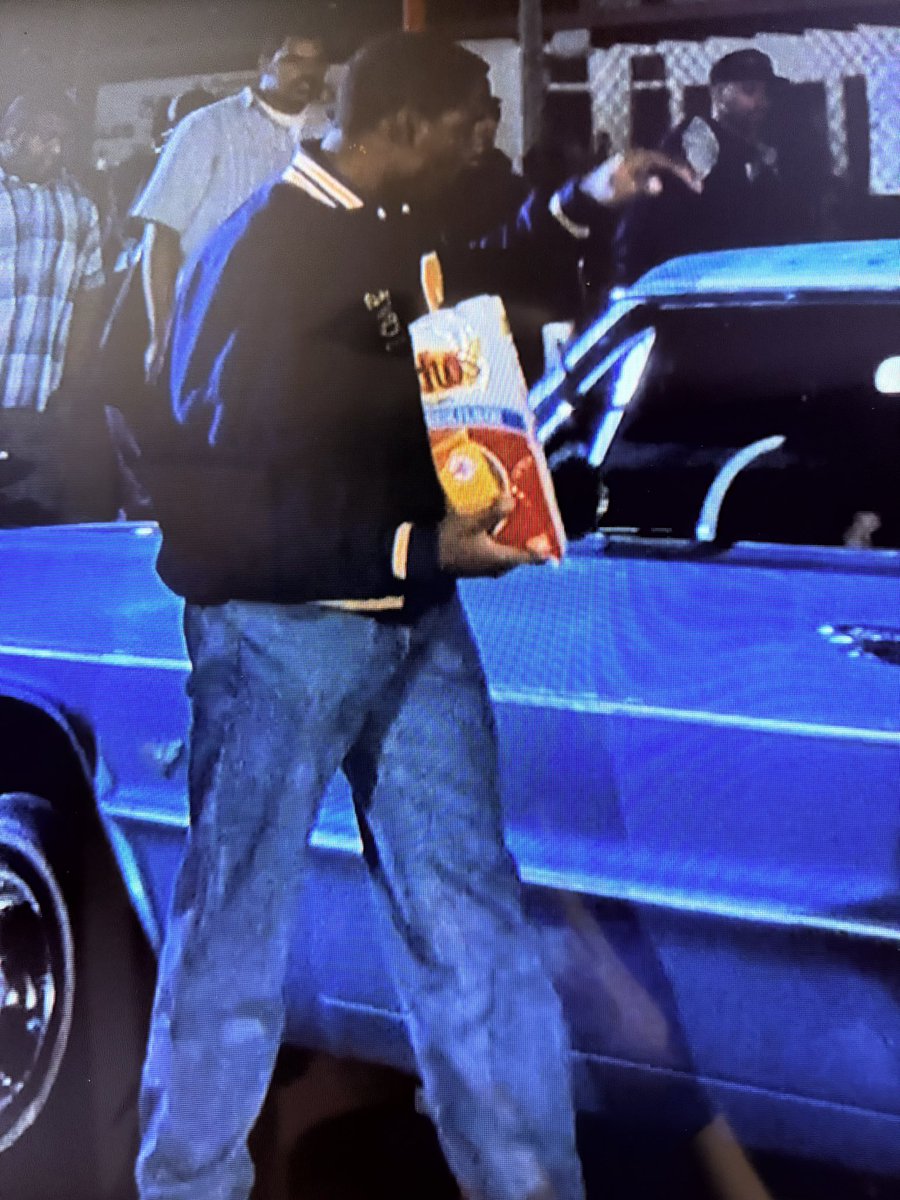 JoshGeer's tweet photo. Yo @Doritos bring this bag back! https://t.co/RIvz1mV8Sw