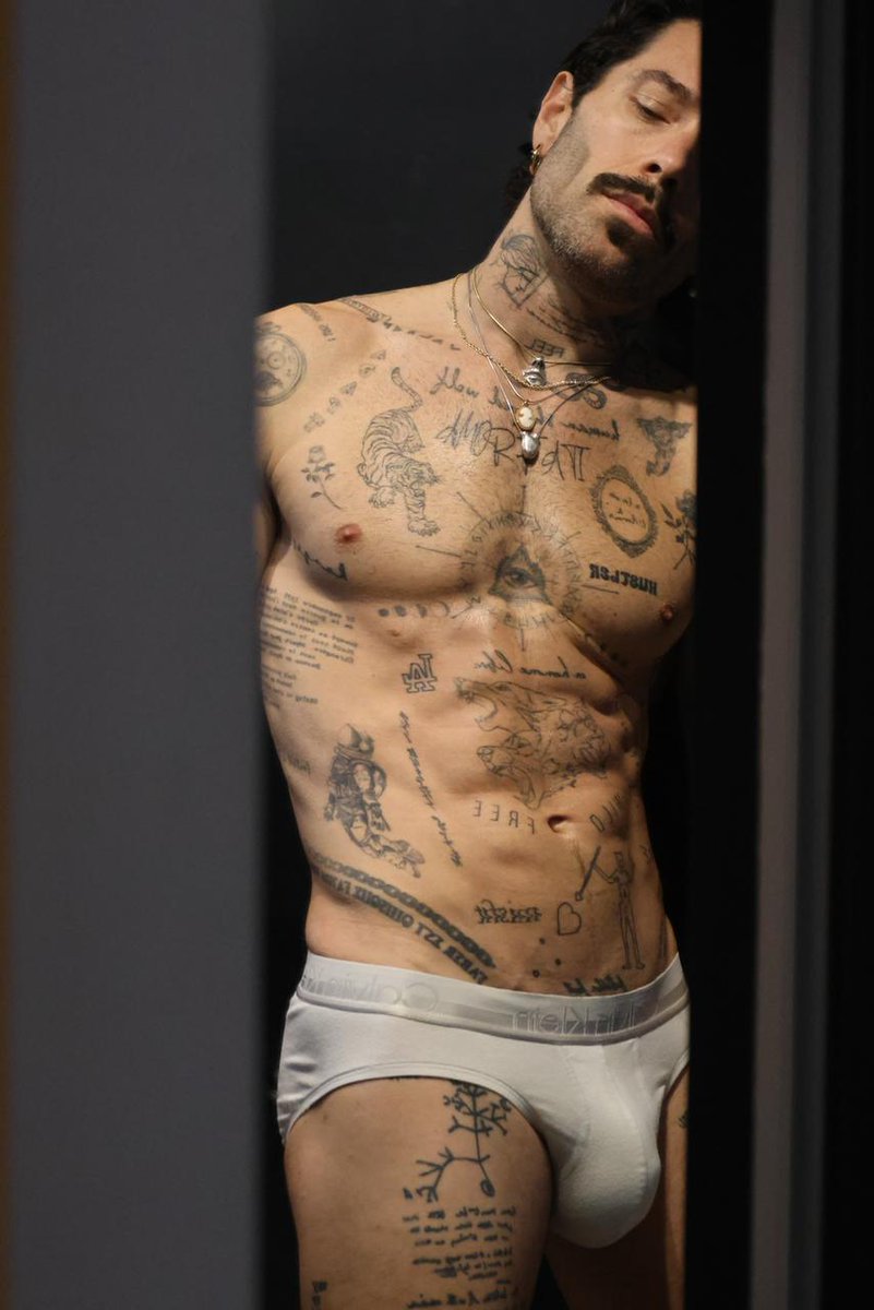 rodsteph1's tweet photo. 🔥 LES 5 PREMIERS qui m’envoient "STEPHOU" sur mon MYM reçoivent GRATUITEMENT une vidéo INÉDITE et ultra caliente 📷 💦
https://t.co/RwflhwCb9A #gay #lgbt #mym #frenchgay #pieds https://t.co/qgol7AFfGS