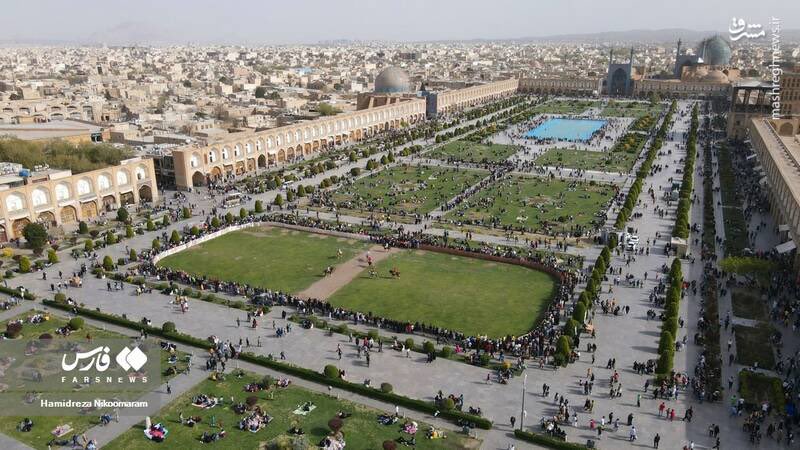 sepidrud's tweet photo. 🐎 Polo in #Isfahan. Also called #Chogan, it originated in #Iran in the 5th century BC
400 years ago, the most prestigious Polo ground was established in the main square of Isfahan in front of the royal Palace, where the kings of #Persia played https://t.co/F8kGnxidaQ