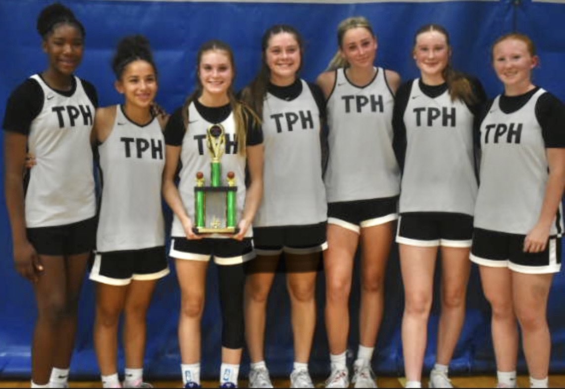TopProspectH's tweet photo. Great first tournament for the TPH fam this past weekend. Had 2 ships from the 17U boys and girls. 2nd place finish for the 7/8 girls and a third place finish for the 15 and 16U boys. Back to the lab to keep building! #TPHFamily https://t.co/rz3MwxoE1A