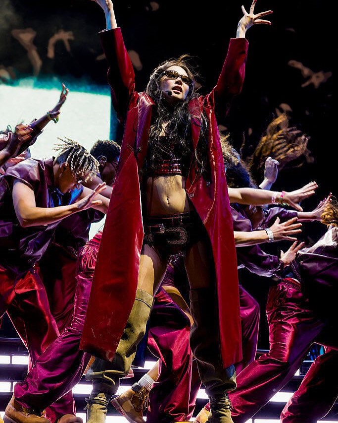 nilrubyj4ane's tweet image. BEYOND PERFECT
#JENNIE
#JENCHELLA
#JENCHELLA2025