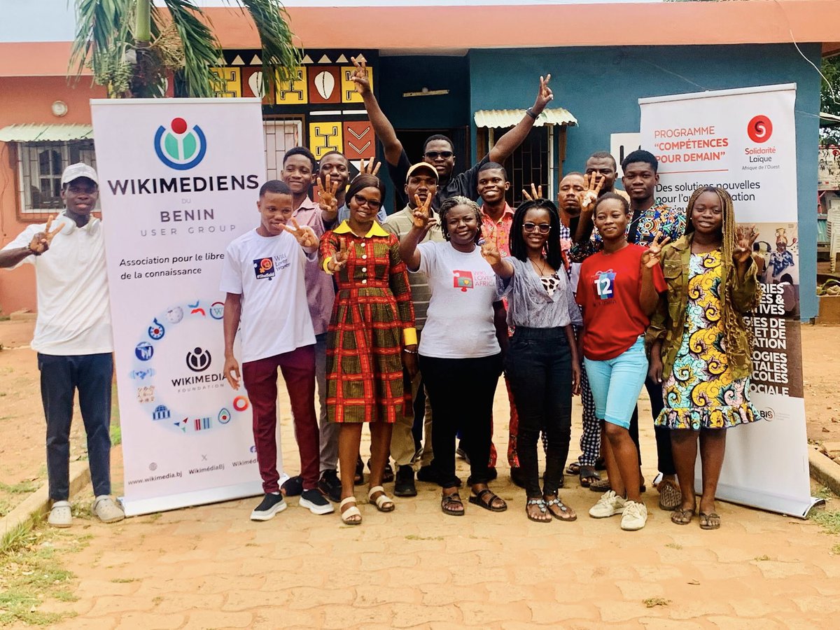 LABIS Porto Novo (@labisportonovo) on Twitter photo 📚 Apprendre à contribuer, c’est aussi apprendre à transmettre.
Le 12 avril au #LABISPortoNovo, jeunes et passionnés ont été formés à enrichir Wikipédia dans le cadre du #MoisFrancophonie2025 🌍✍️🎯 Thème : Inclusion sociale par le sport en Afrique
<a href="/LaiqueOuest/">Solidarité Laïque Afrique de l'Ouest</a> 📚 Apprendre à contribuer, c’est aussi apprendre à transmettre.
Le 12 avril au #LABISPortoNovo, jeunes et passionnés ont été formés à enrichir Wikipédia dans le cadre du #MoisFrancophonie2025 🌍✍️🎯 Thème : Inclusion sociale par le sport en Afrique
<a href="/LaiqueOuest/">Solidarité Laïque Afrique de l'Ouest</a>